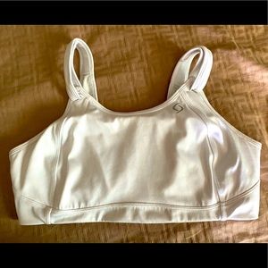 Fiona sports bra